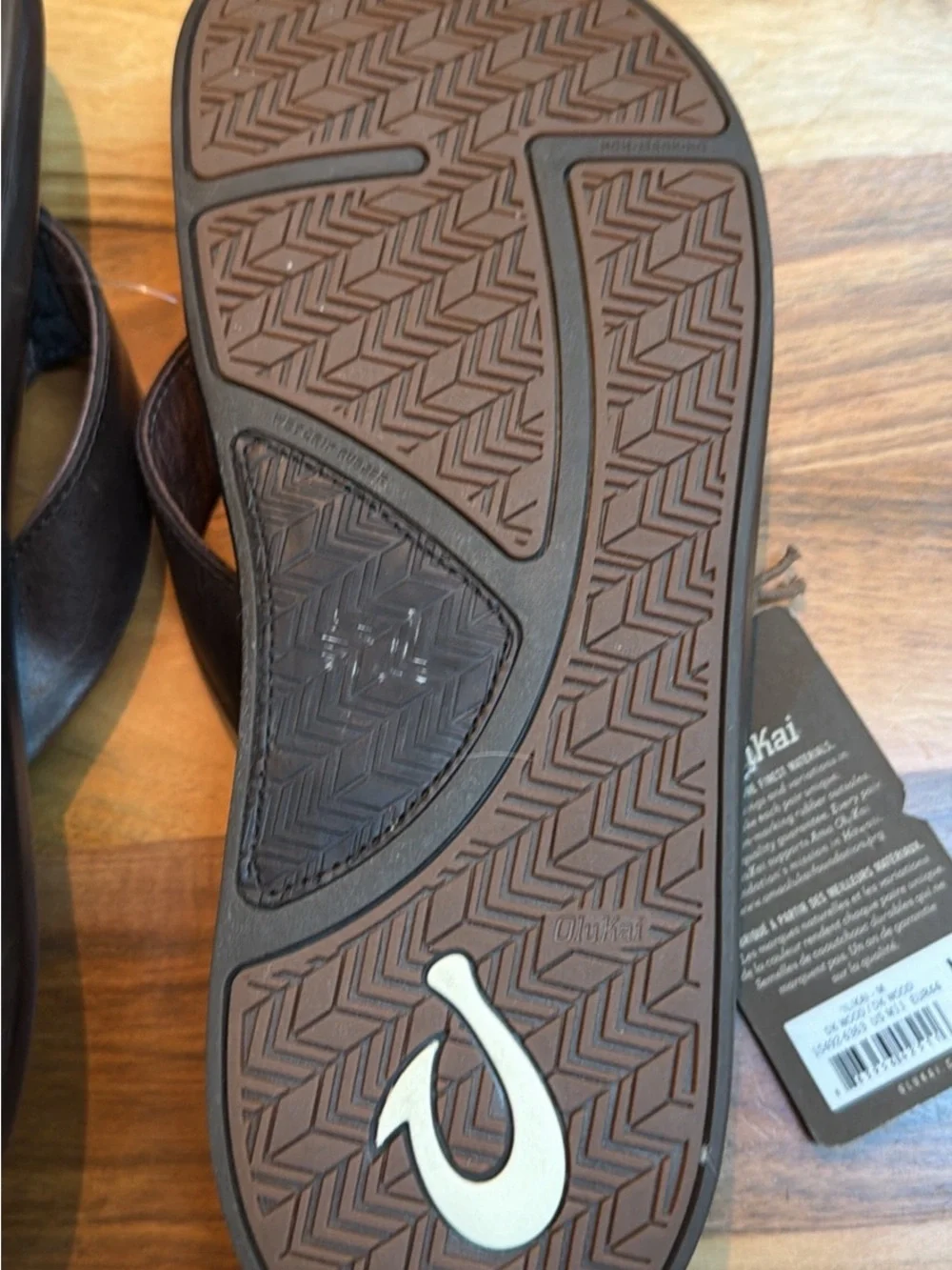 OluKai Ilikai Men's Brown Leather Sandals size 11